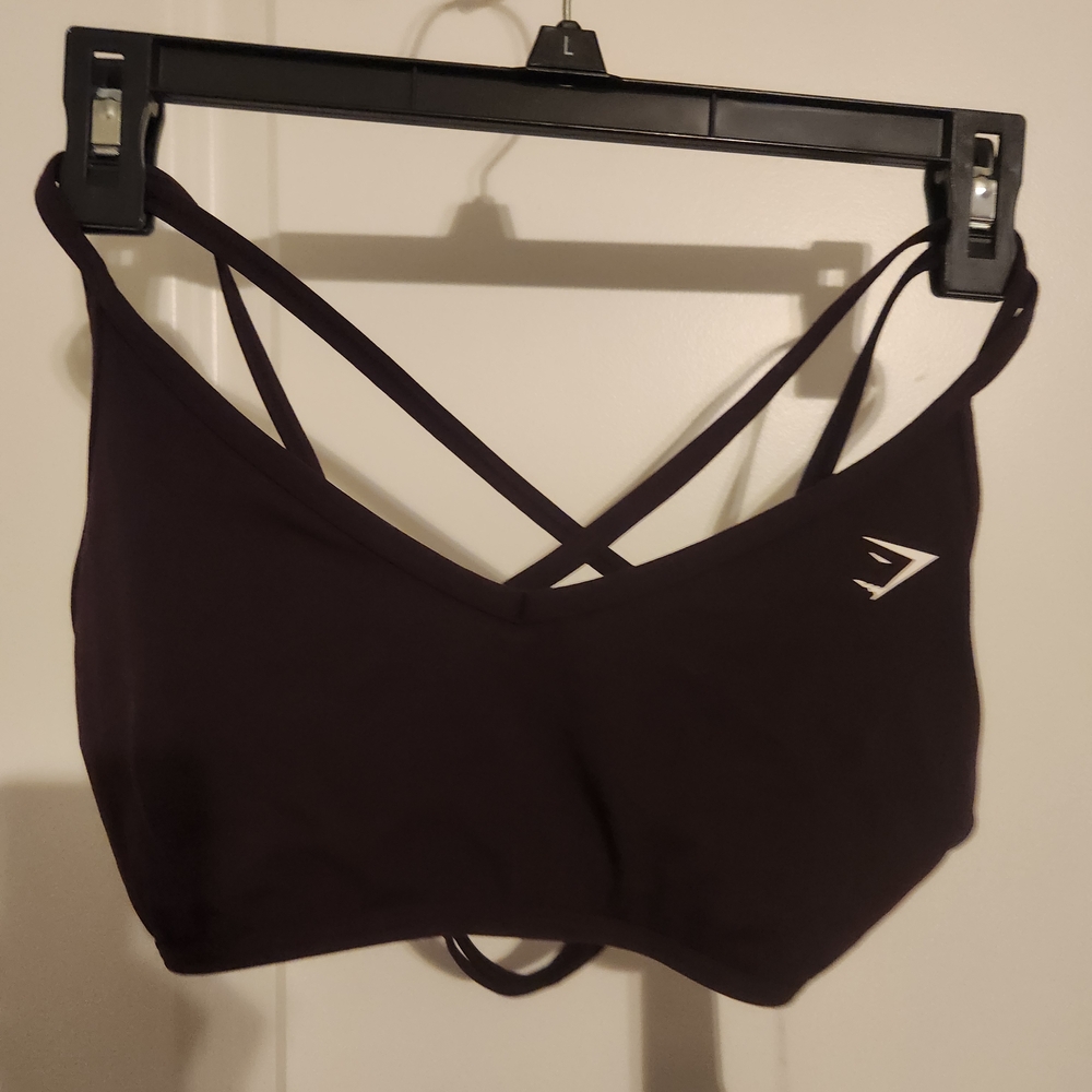 NWOT Gymshark Women's Purple Sports Bra Size M.